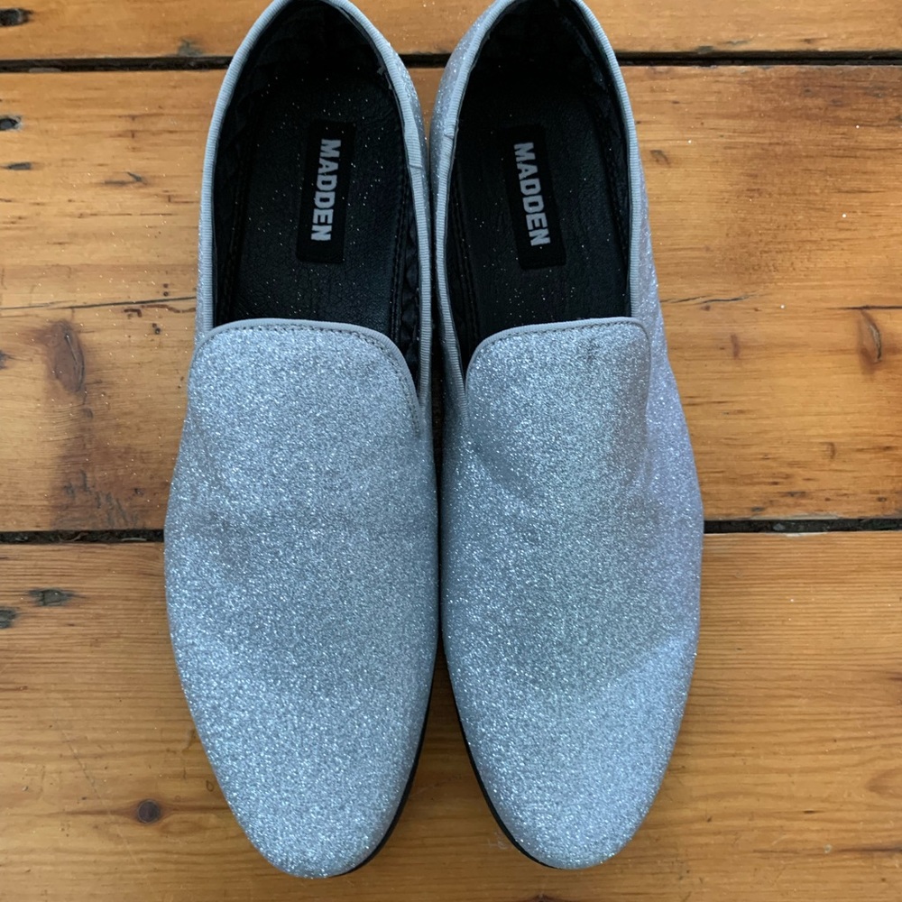 Steve Madden men’s slip-on shoes. Silver glittered, size 10